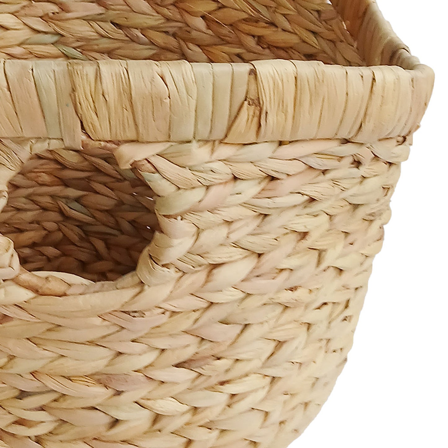 Water Hyacinth Round Storage Basket - Natural, 17.0x17.0x15.5"